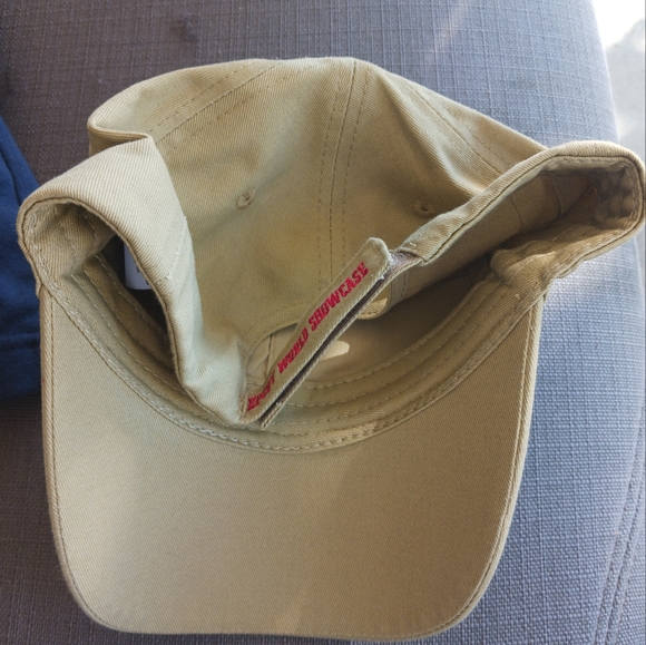 Disney Hat - Picture 2 of 2